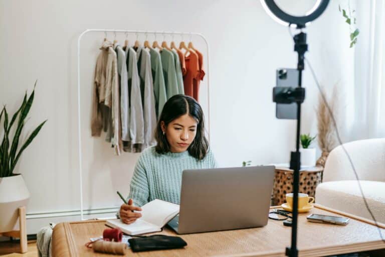 content creator in digital marketing